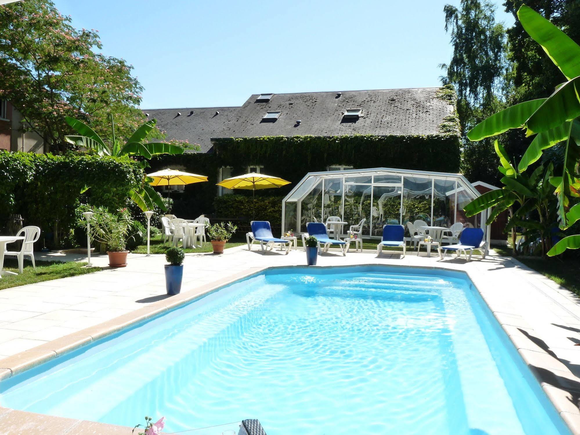 Ariane Hotel Joue-les-Tours Exterior photo